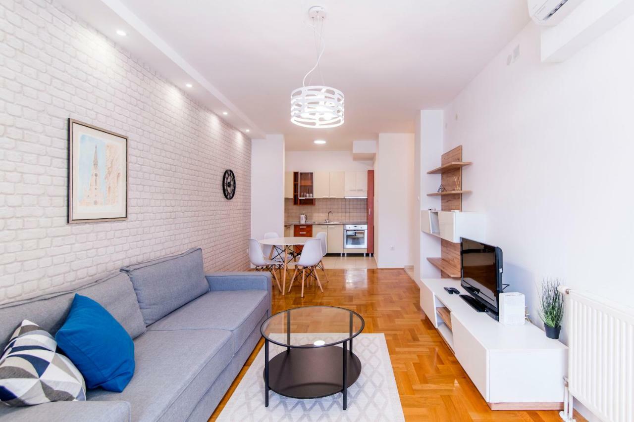 Grove Apartment + Free Parking Novi Sad Exterior foto