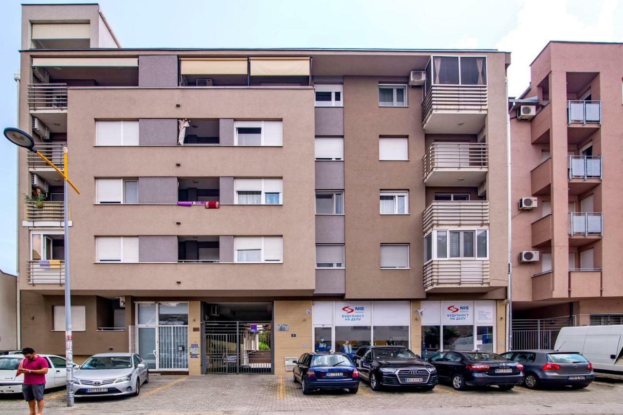 Grove Apartment + Free Parking Novi Sad Exterior foto